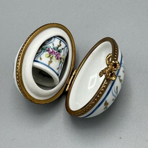Vtg Limoges France Egg Shaped Hinged Trinket Box Floral Ribbon Thimble Inside - Picture 9 of 10